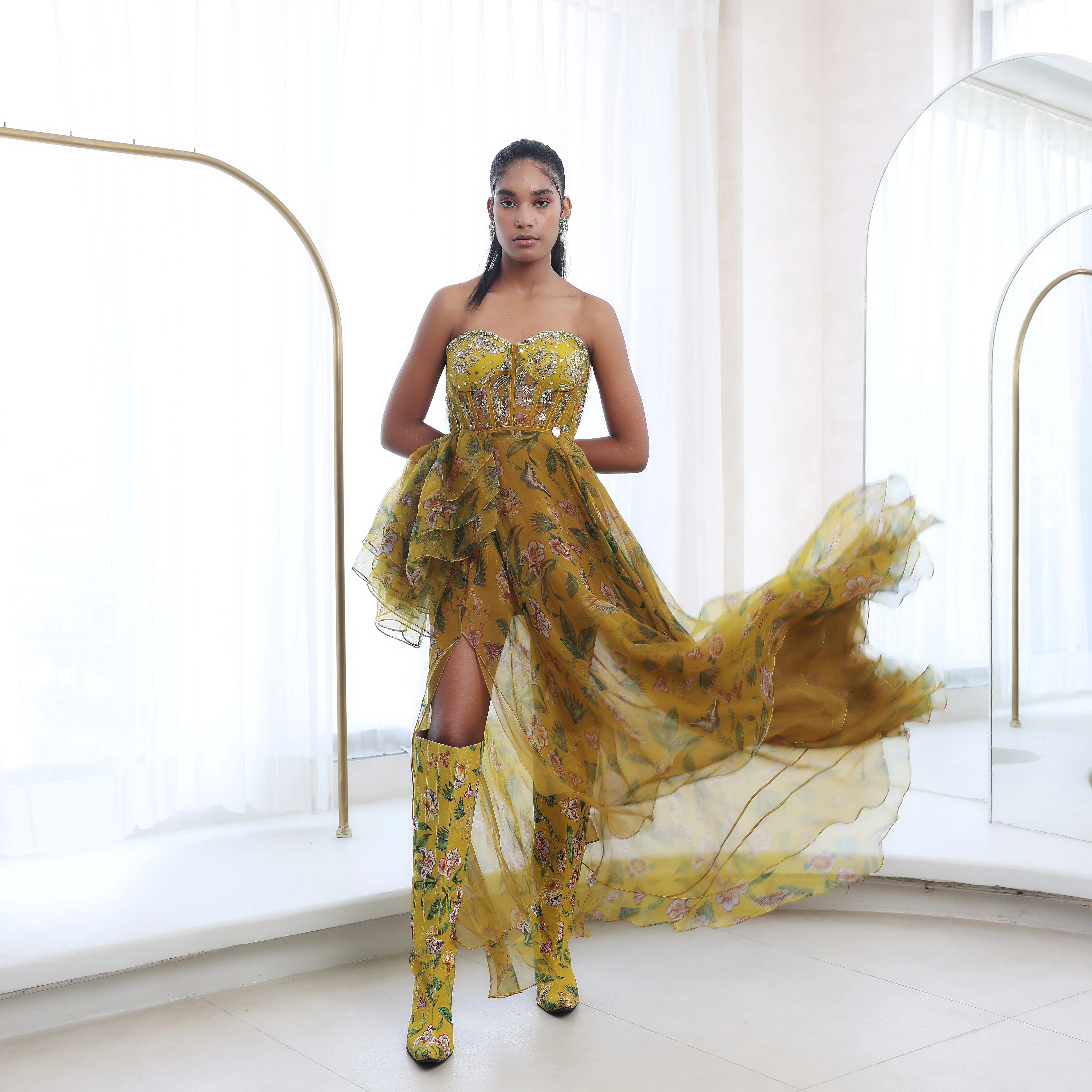 ISHANI - Printed Gown With Embroidered Bodice - Image 4