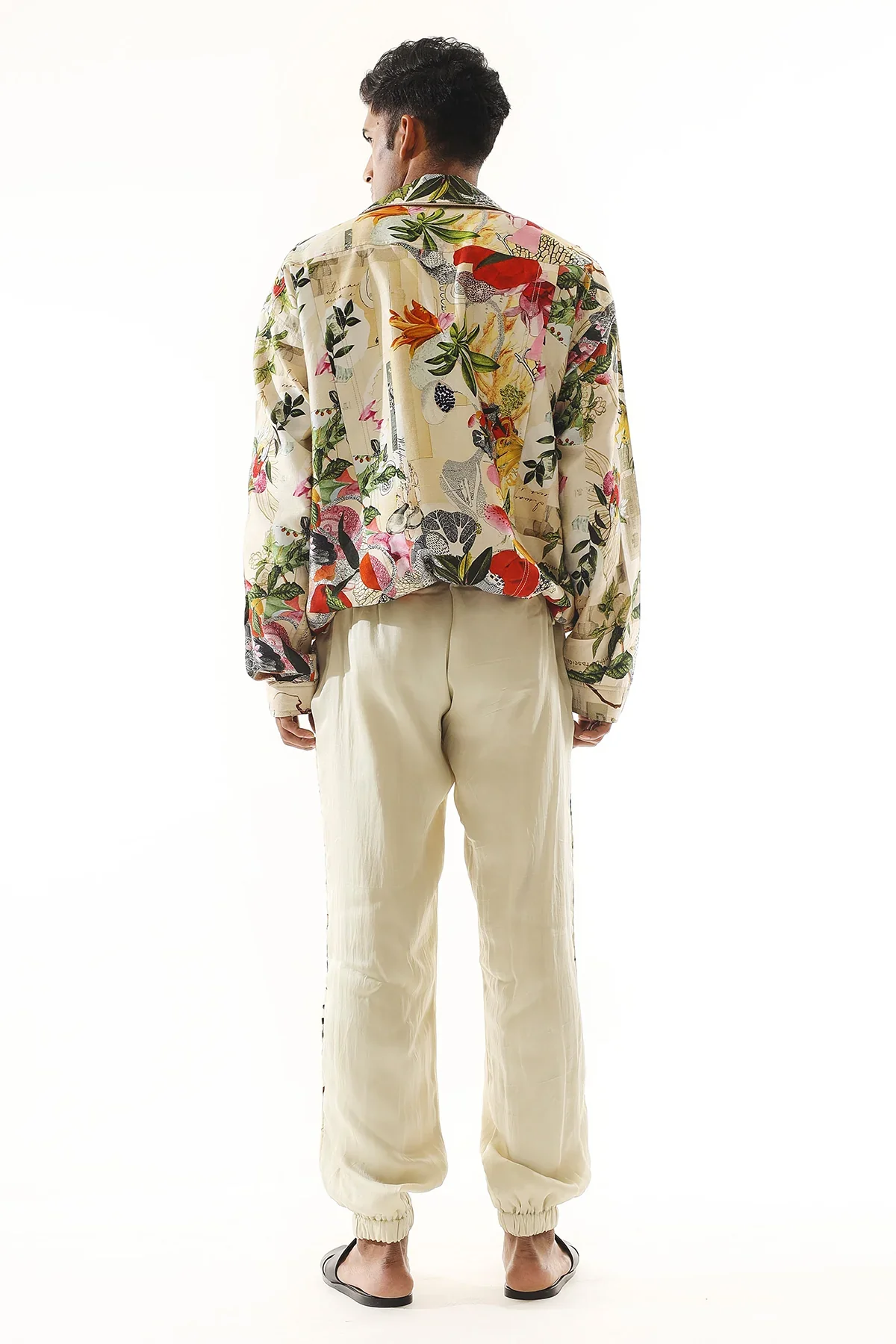 Printed Jacket And Jogger Set - Image 3