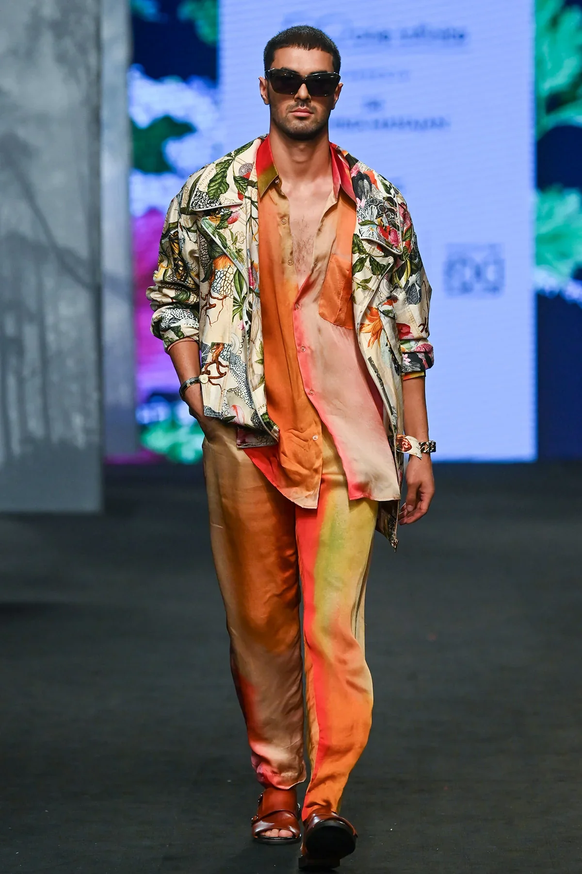 Printed Jacket With Shirt-Pant Set - Image 5