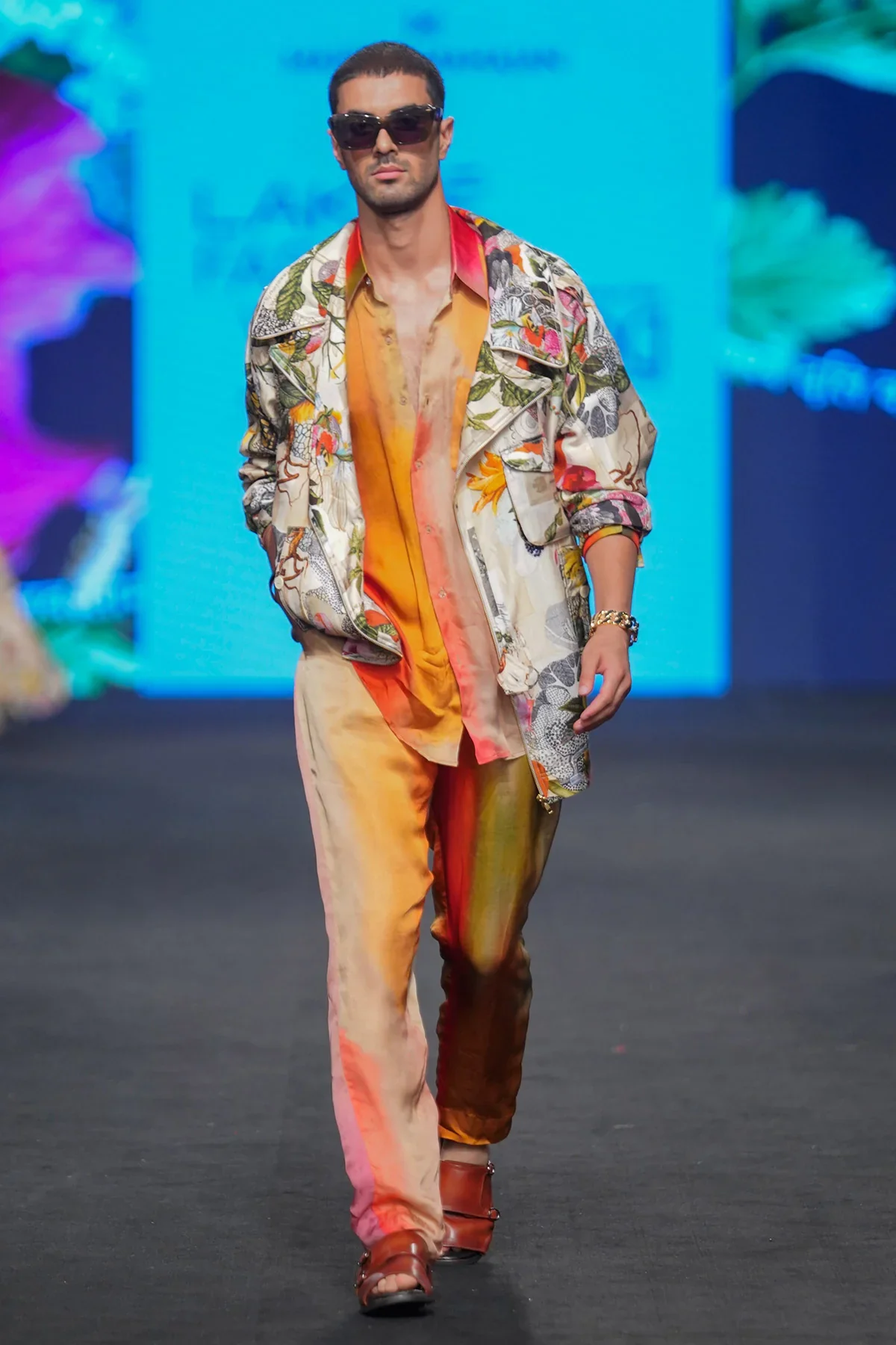 Printed Jacket With Shirt-Pant Set - Image 6
