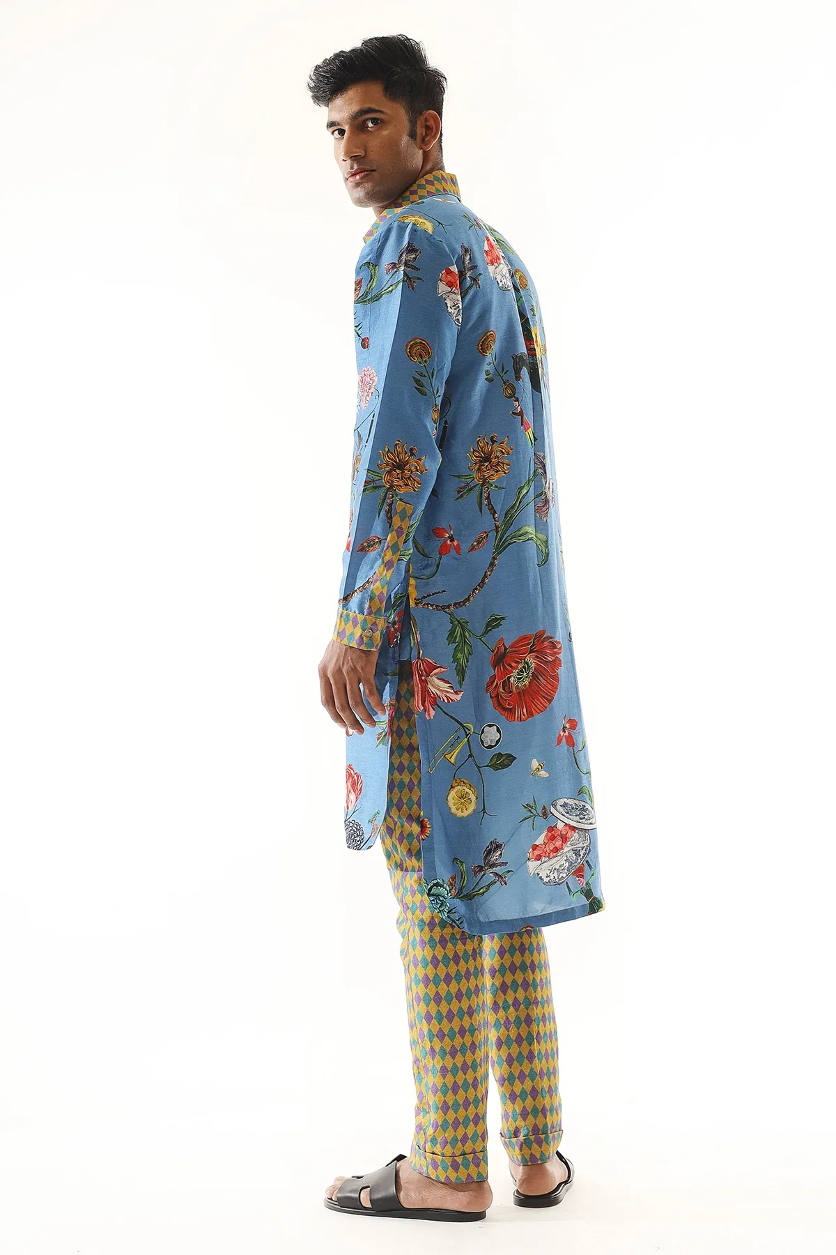 Printed Kurta And Pant Set - Image 4
