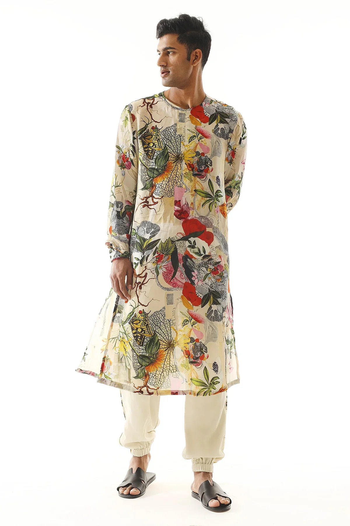 Printed Kurta With Pant Set - Image 3