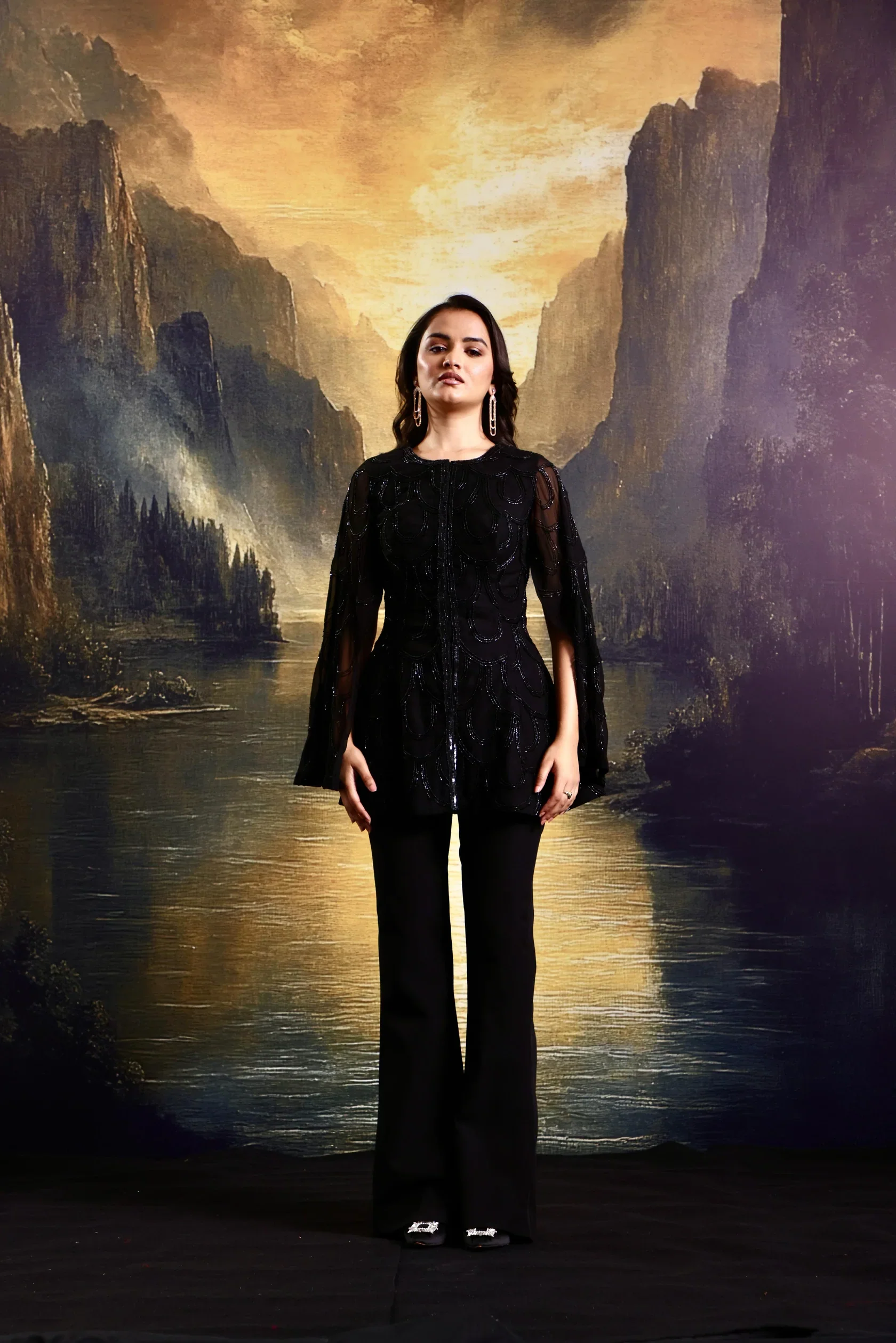 Rasha Kurta and Pants Set - Image 4