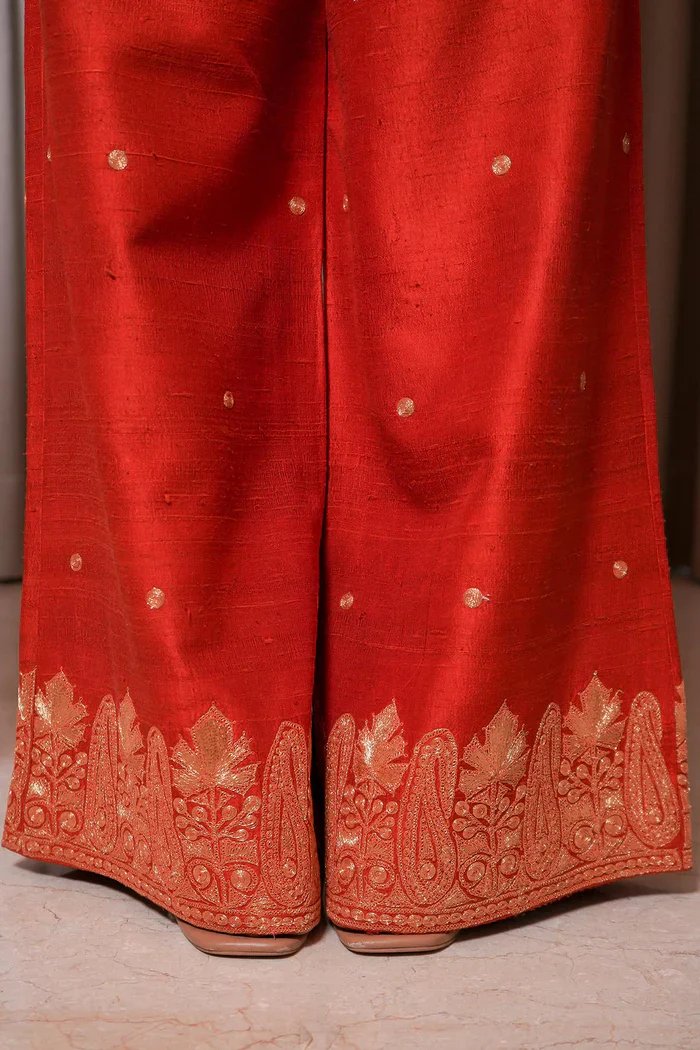 Raw Silk Embellished Kashmiri Kurta Set - Image 7