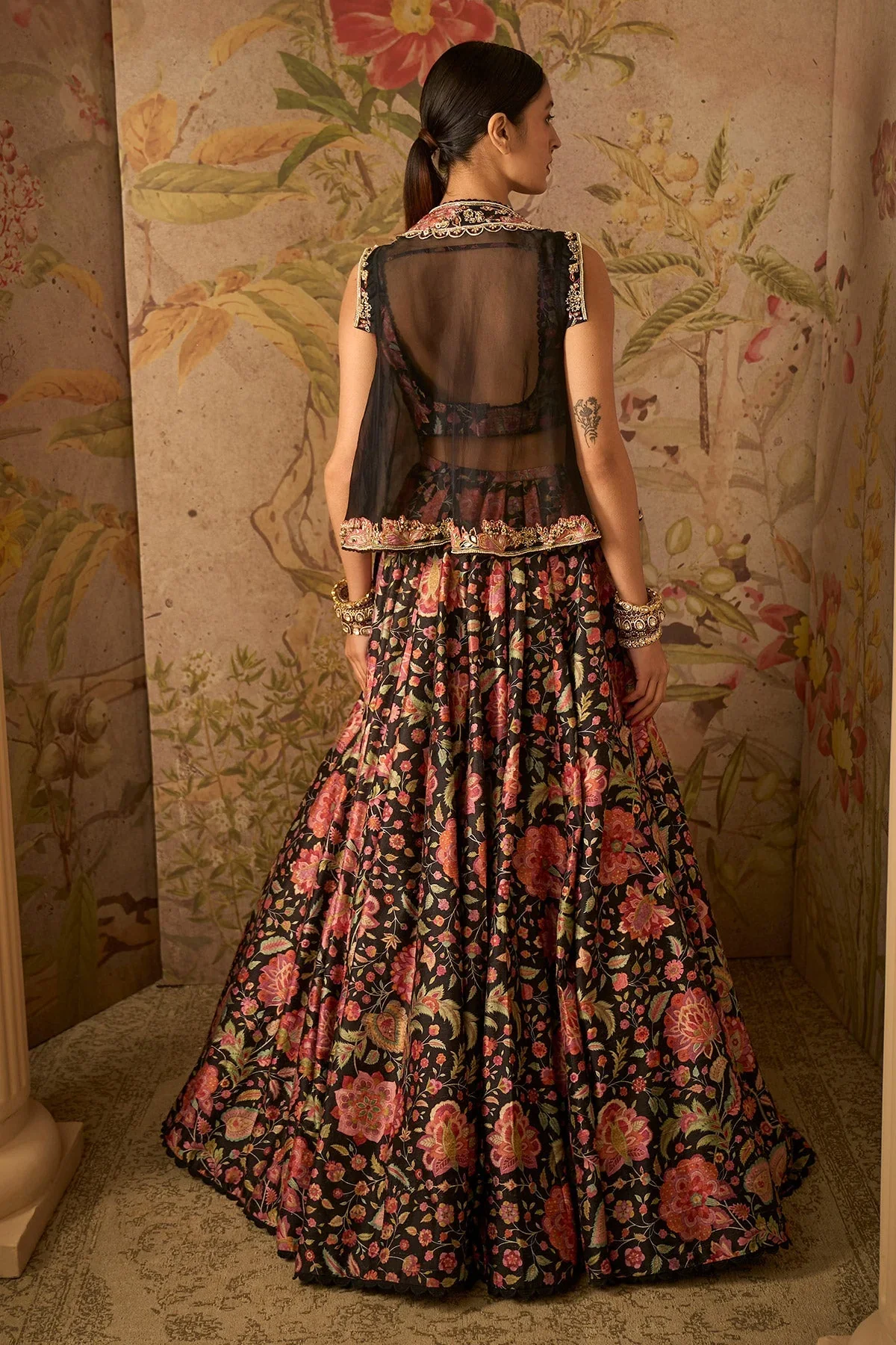 RAZZLE - Black Raw Silk Sleeveless Lehenga - Image 3