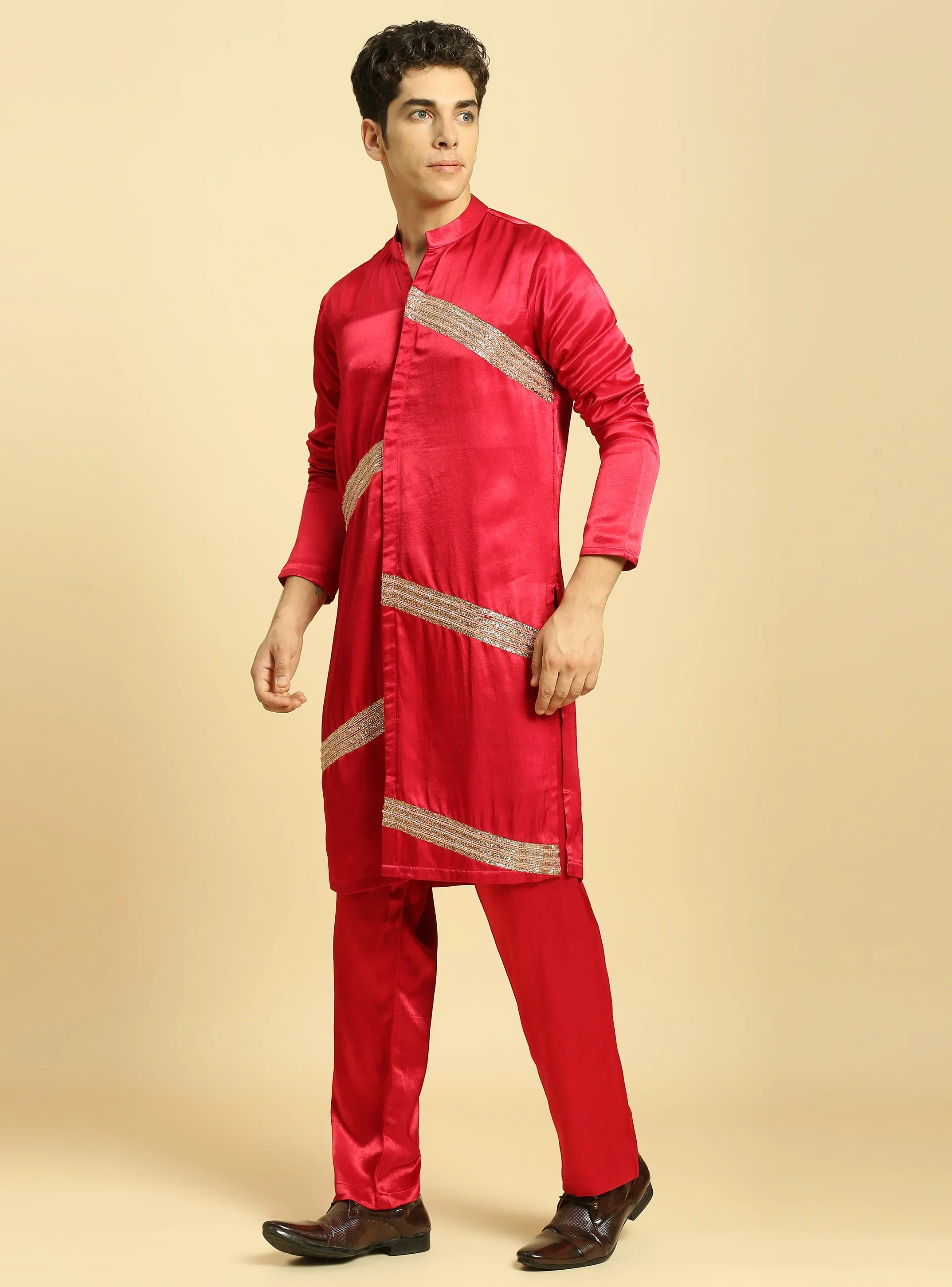 Red Embroidered Kurta With Pant - Image 2