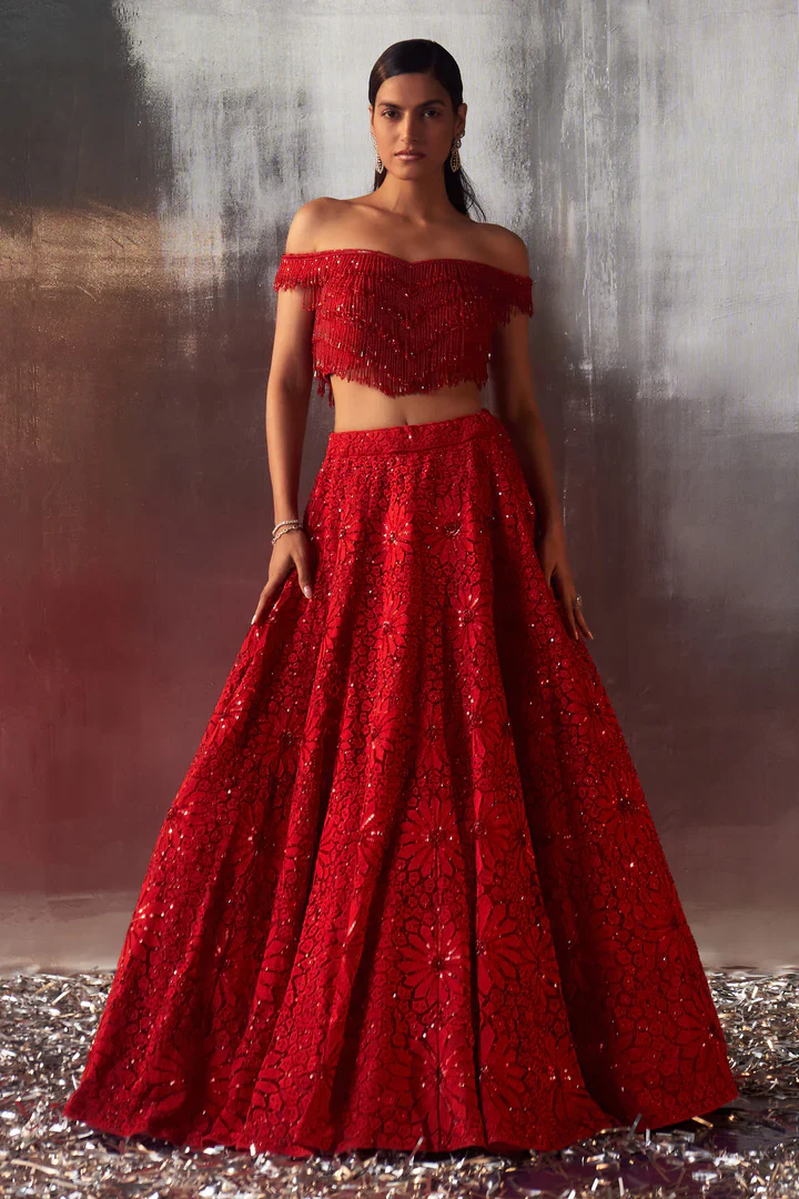 Red Net Lehenga Set Embroidered - Image 2