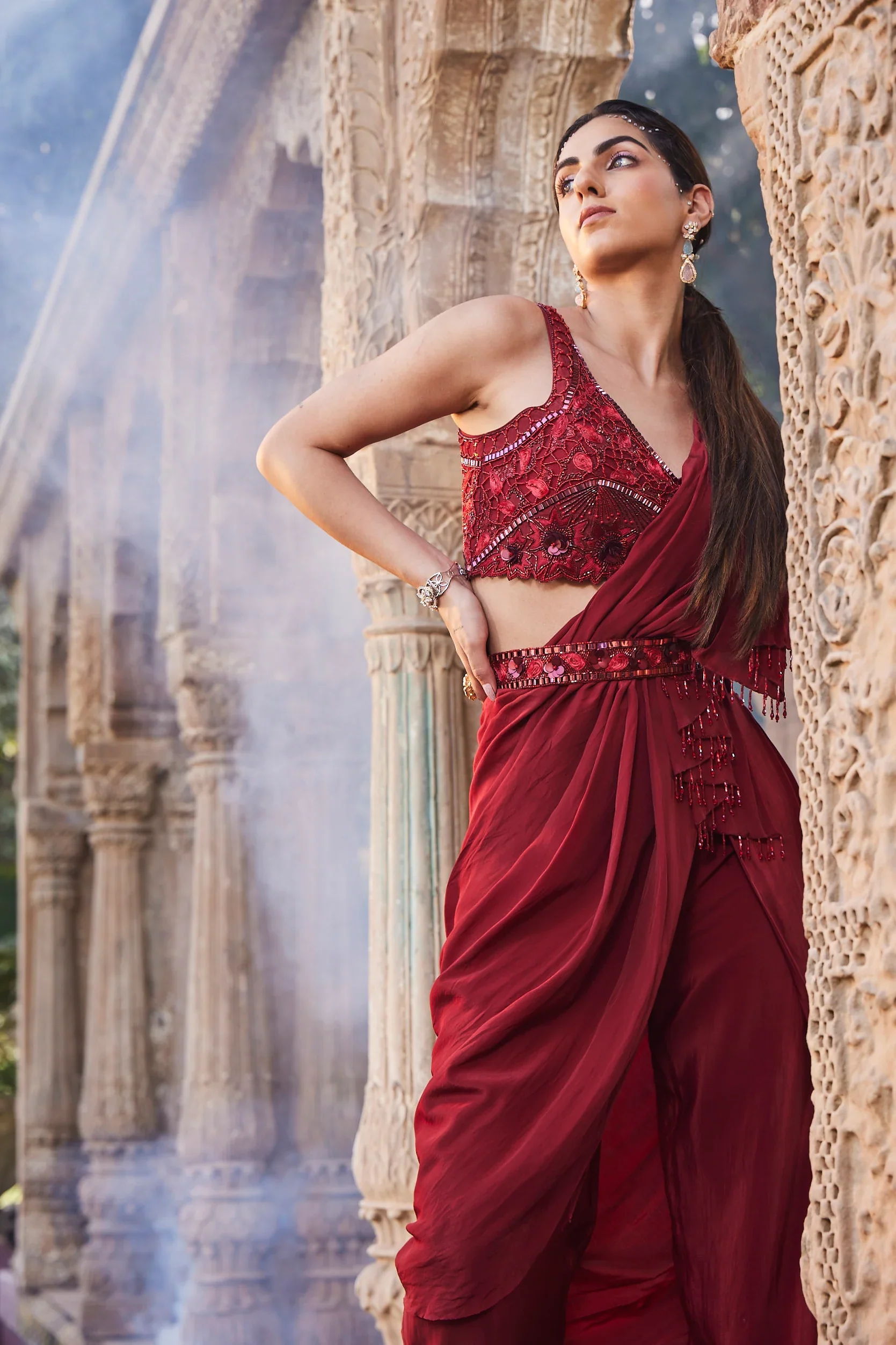 Red Pant Sari With Belt - Image 2