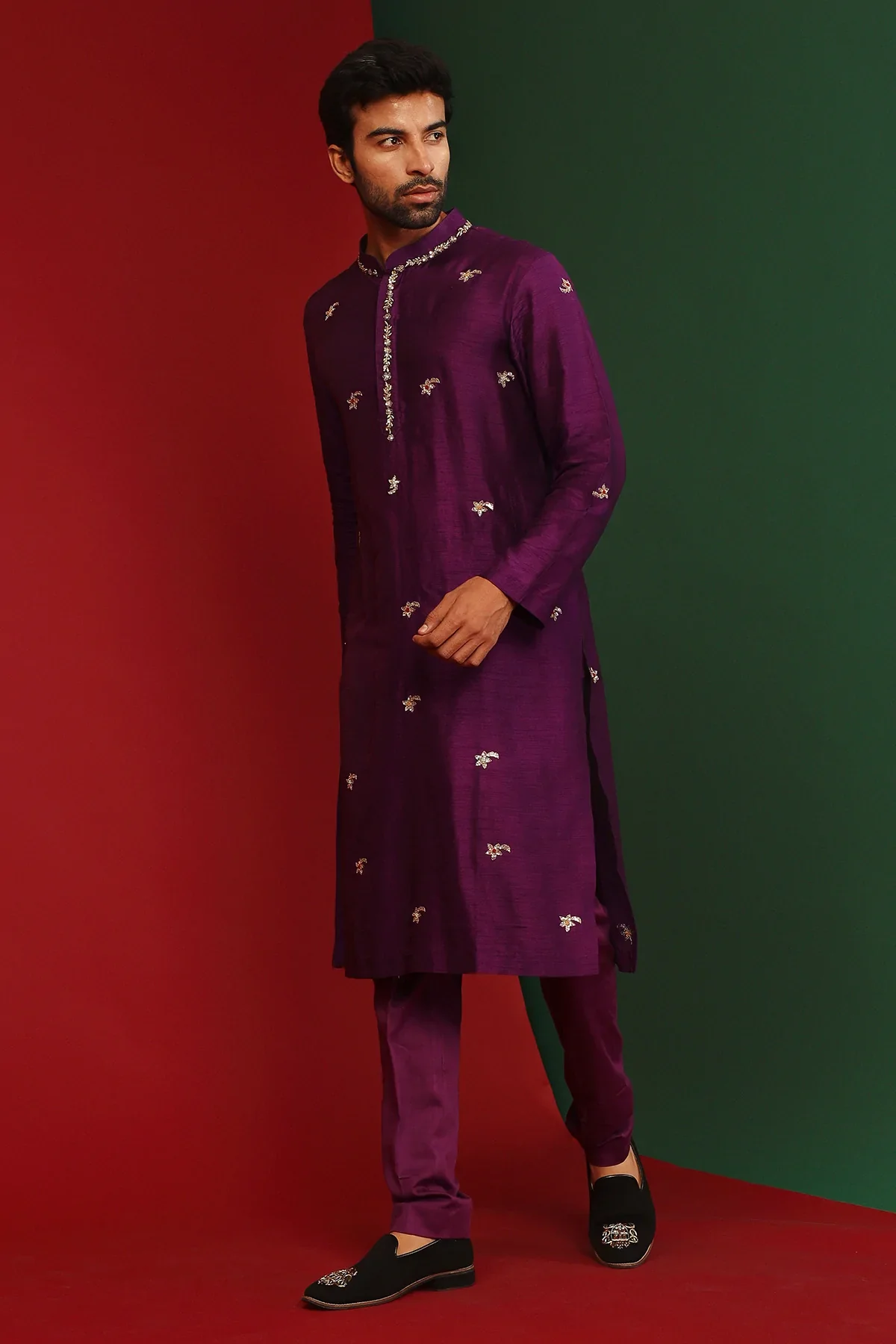 Reyan Grapevine Embroidered Kurta - Image 2
