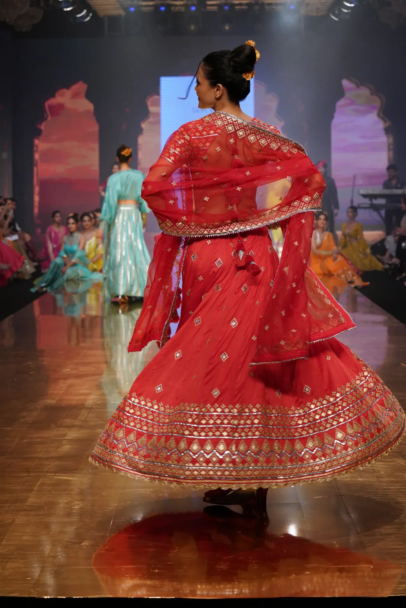 Ruhi Lehenga Set - Image 2