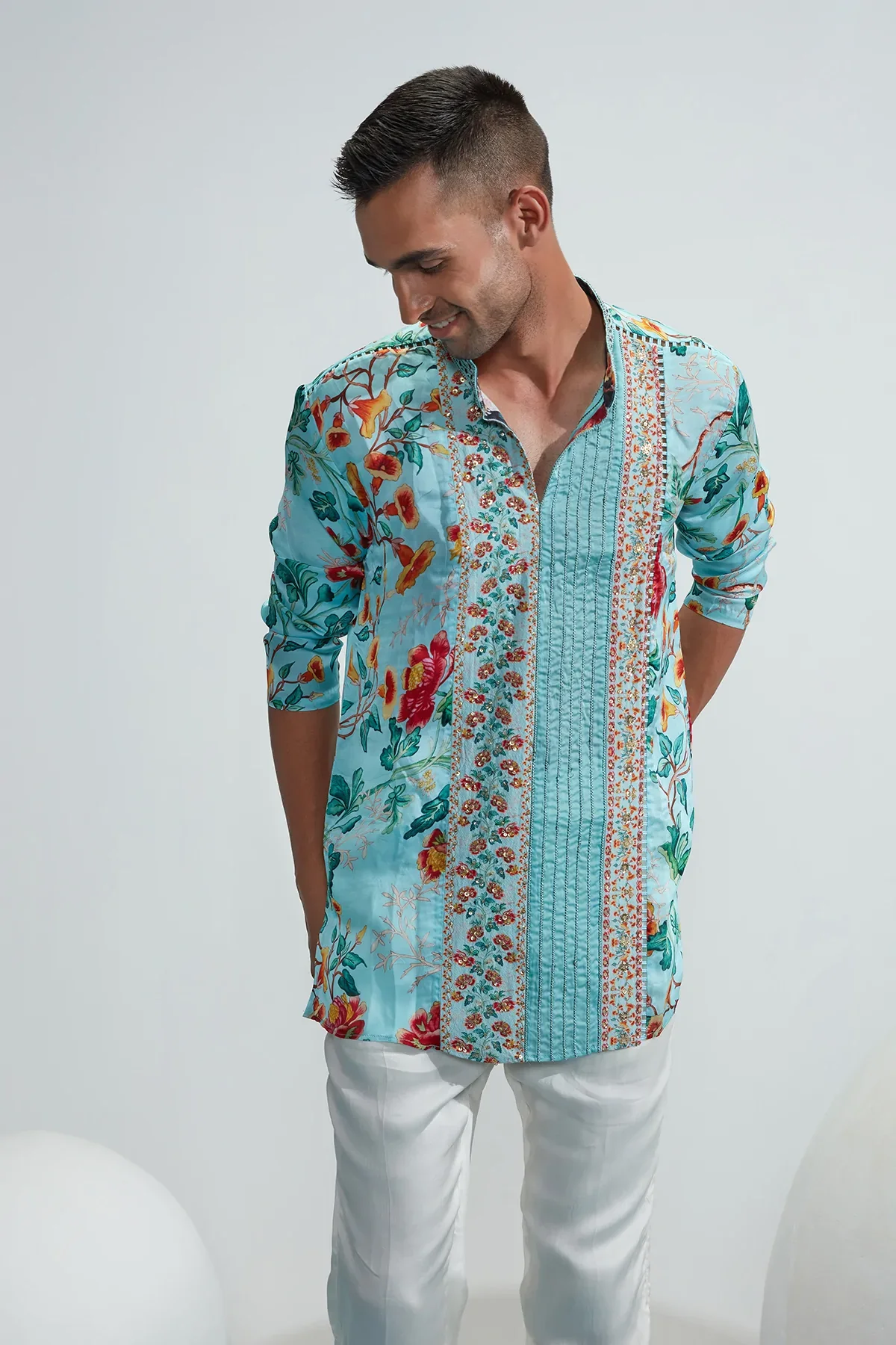 Saad Blue Embroidered Kurta - Image 5
