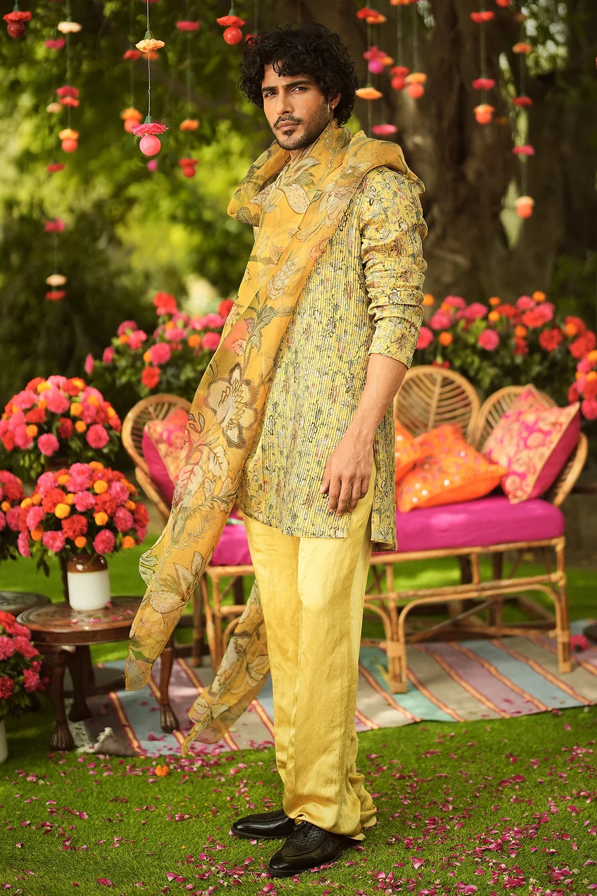 SAHIB - Printed Pintucks Short Kurta Set Styled With Dupatta - Image 2