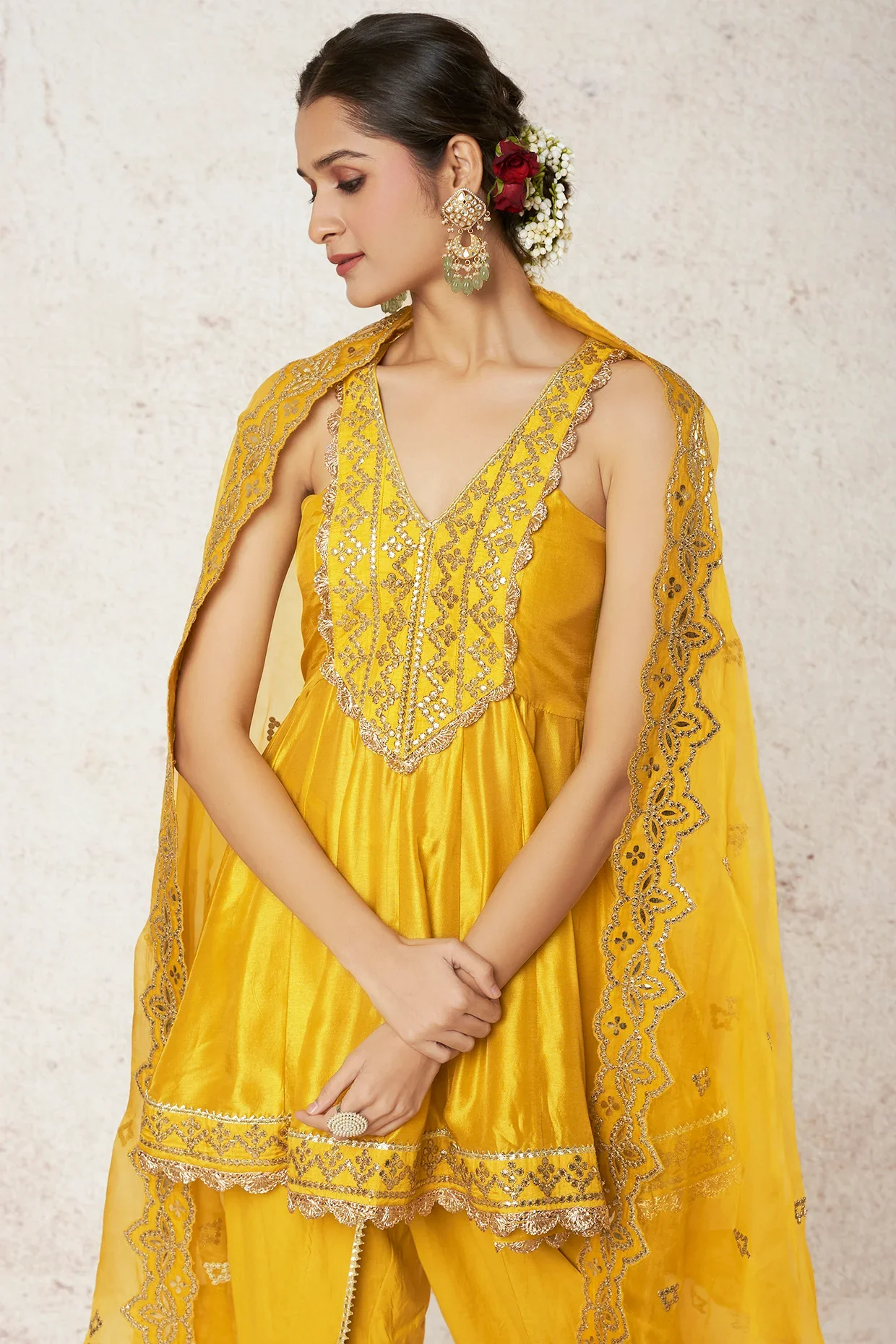 Shiza Peplum With Dhoti And Dupatta - Image 3