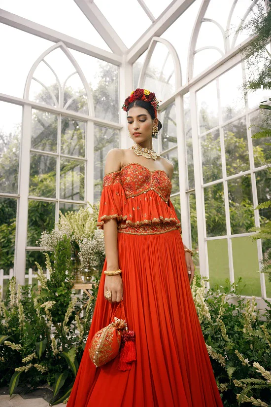 Silk Blouse With Gerogette Frills And Shaded Georgette Skirt - Image 4