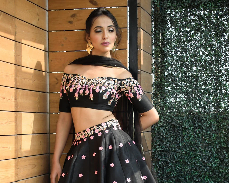 Timeless Dahlia Lehenga Set - Image 3