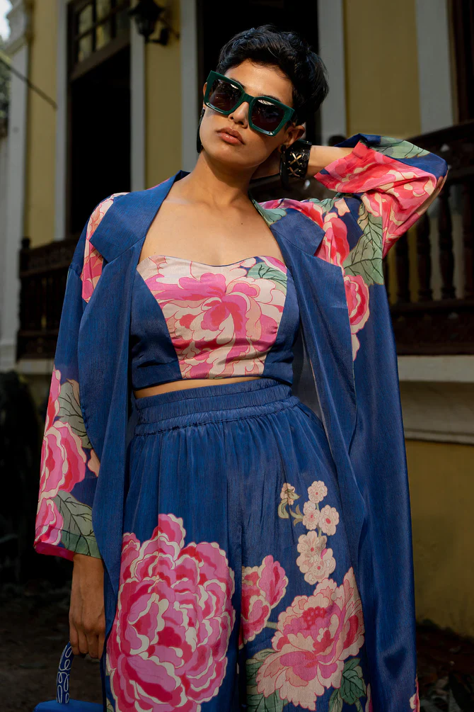Traditional Electric Blue Shade Jacket Set - Image 2