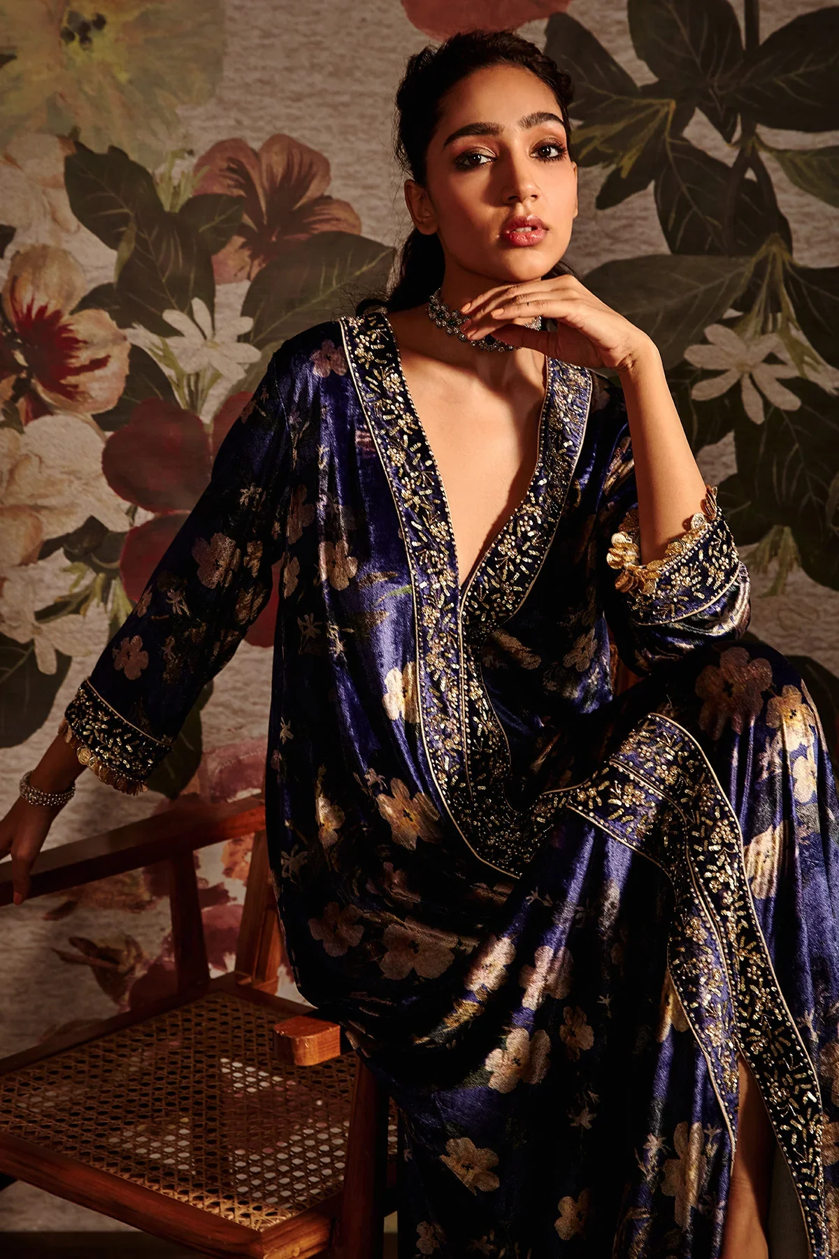 V Neck Kaftan - Image 2