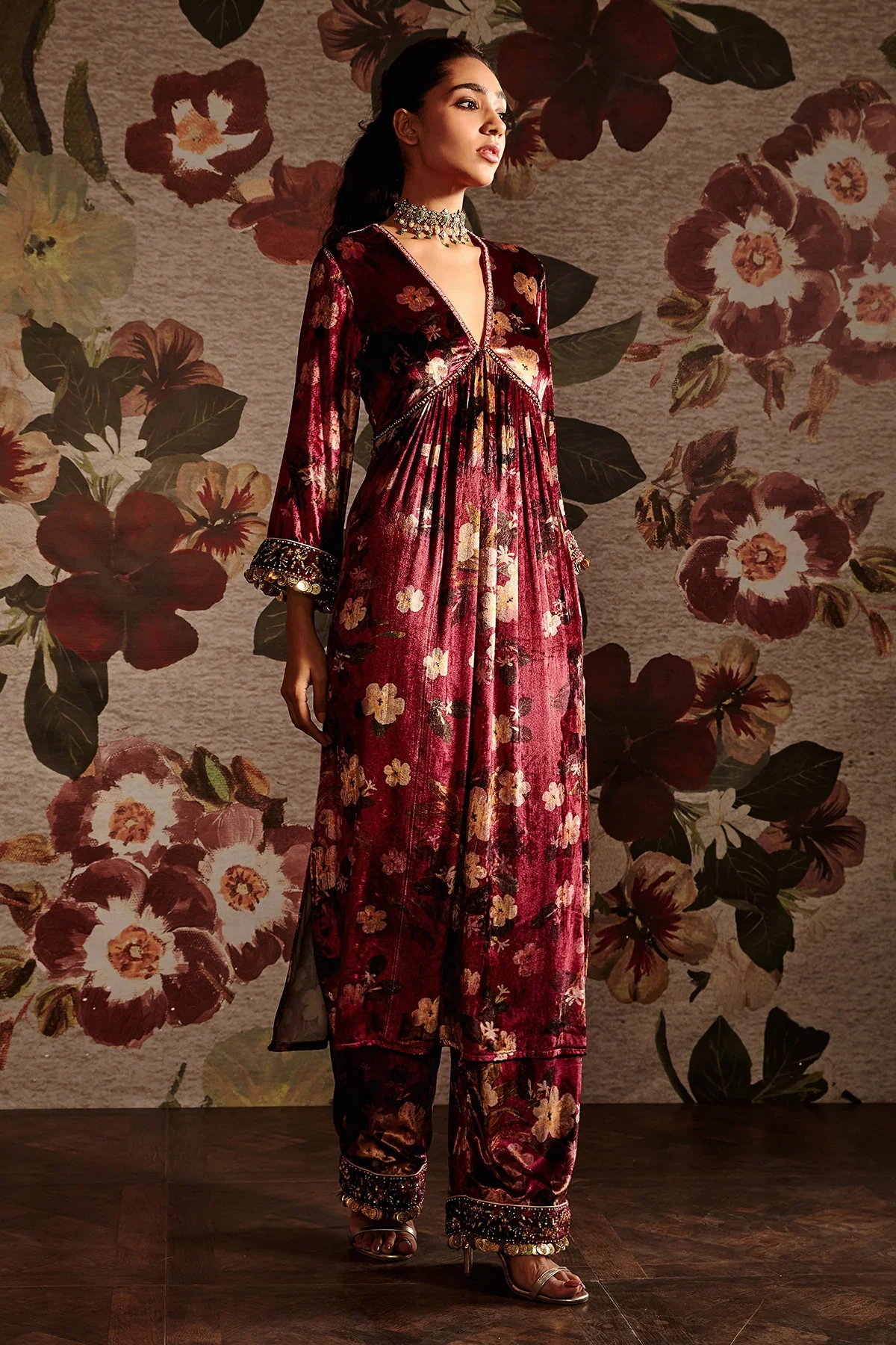 V Neck Kaftan with Pants - Image 10