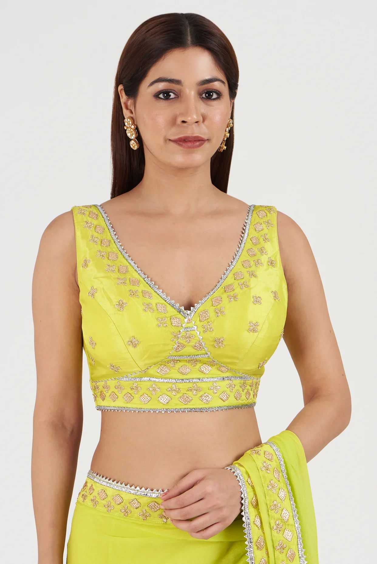 Vanni Saree Set - Image 3