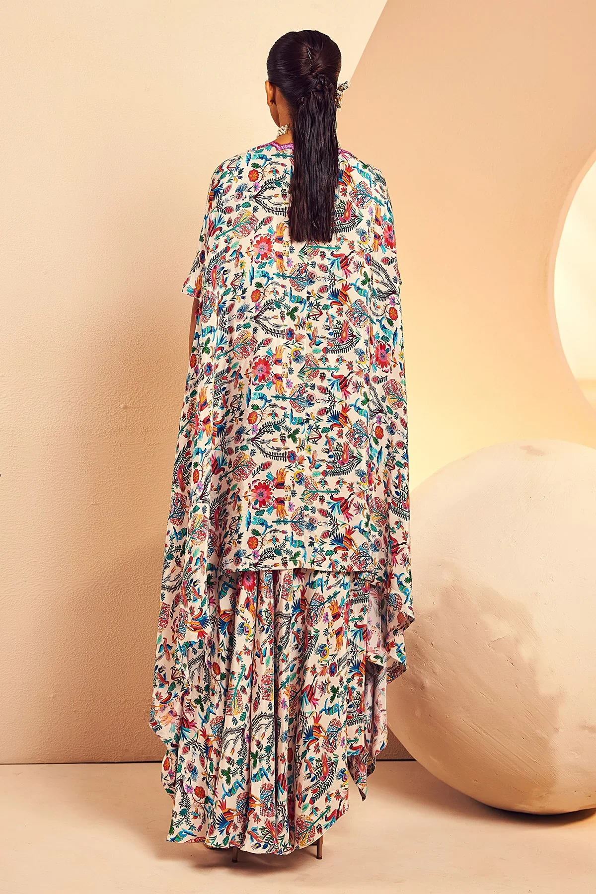White Pickup Skirt Jacket - Image 6