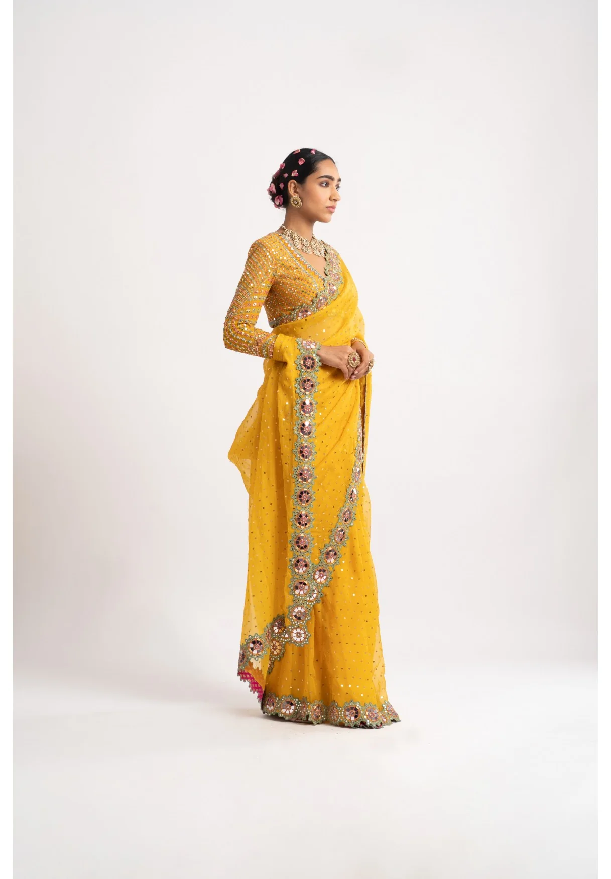 Yellow Hand Cut Mirror Border Saree Set - Image 4