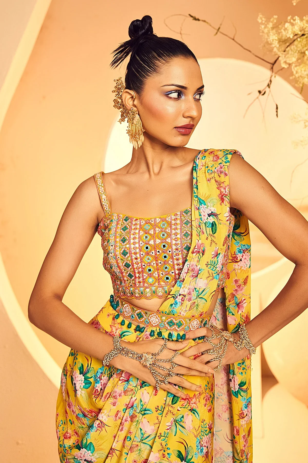 Yellow Pleat Saree - Image 4