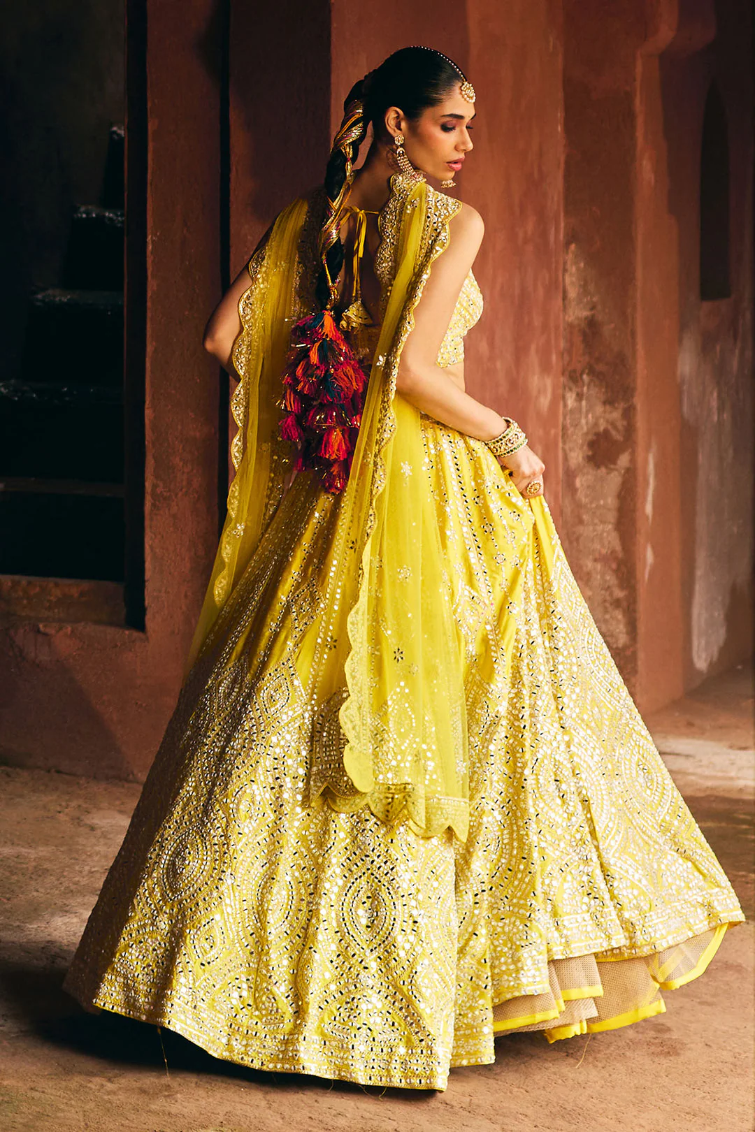 Yellow raw silk lehenga set - Image 6