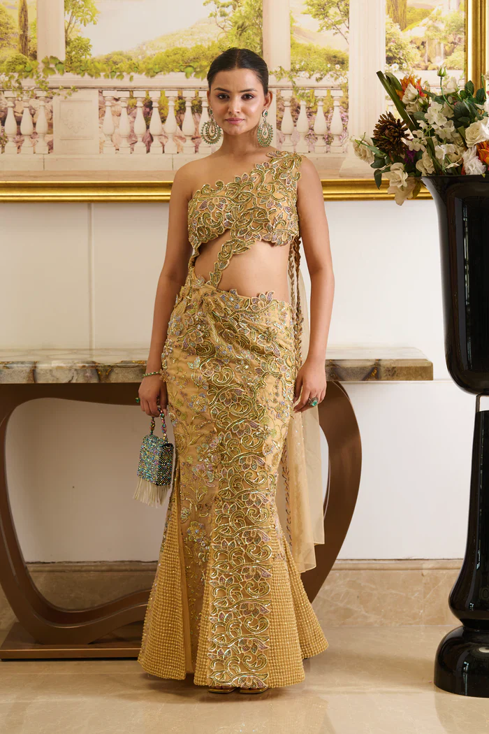 Zyra - Golden One-Shoulder Saree